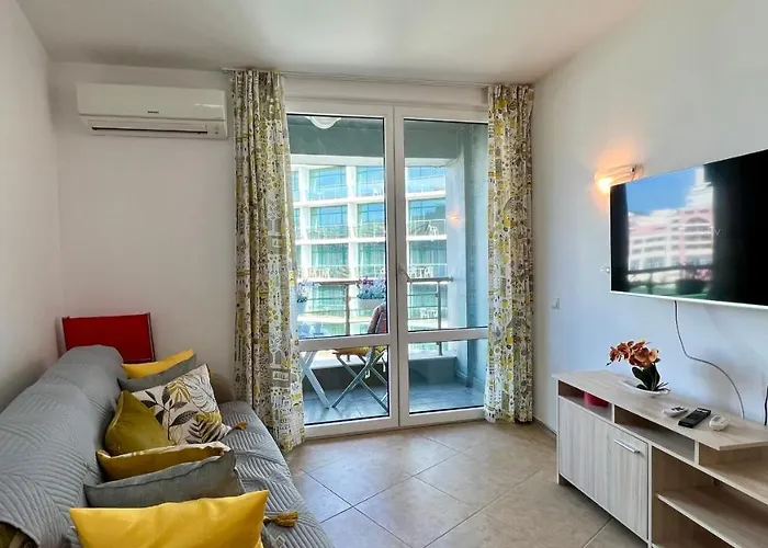 Bratanov Sunny Plaza Lejlighed