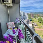 شقة Bratanov Sunny Plaza