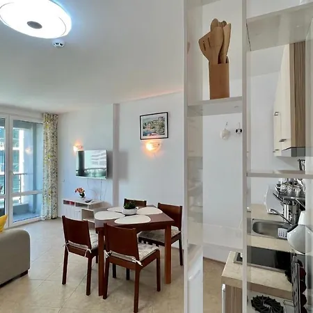 Apartment Bratanov Sunny Plaza *