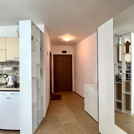 Apartment Bratanov Sunny Plaza Slantschew brjag