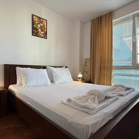 Bratanov Sunny Plaza Apartment *